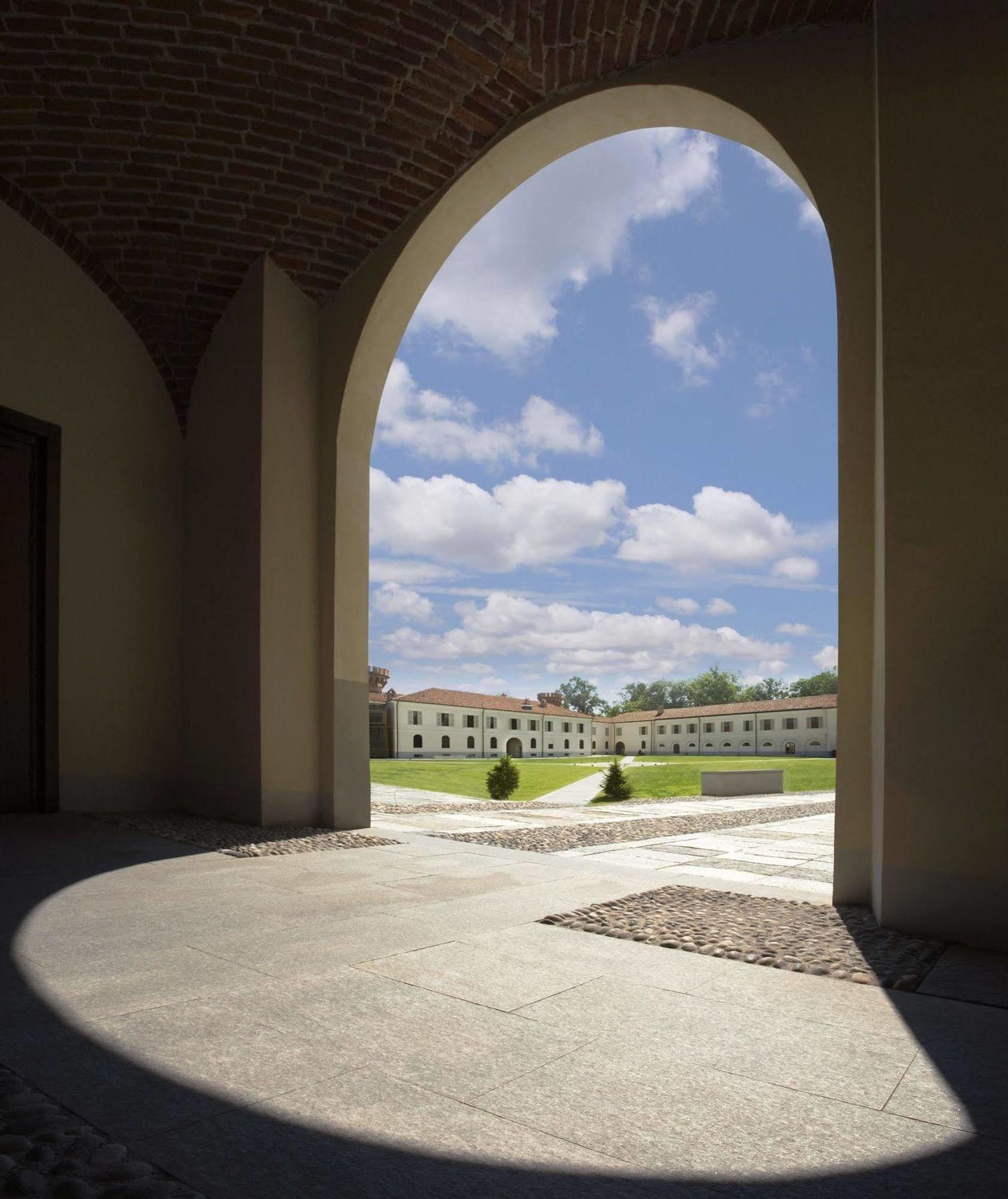 Albergo Dell'Agenzia برا المظهر الخارجي الصورة